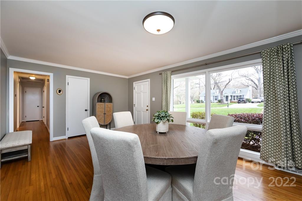 2906 Spring Valley Road Charlotte, NC 28210 - Photo 5 of 31 Gallery Image 5
