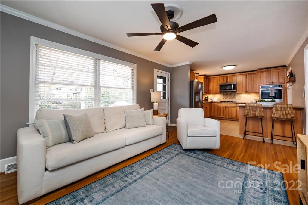 2906 Spring Valley Road Charlotte, NC 28210 - Photo 9 of 31 Gallery Image 9