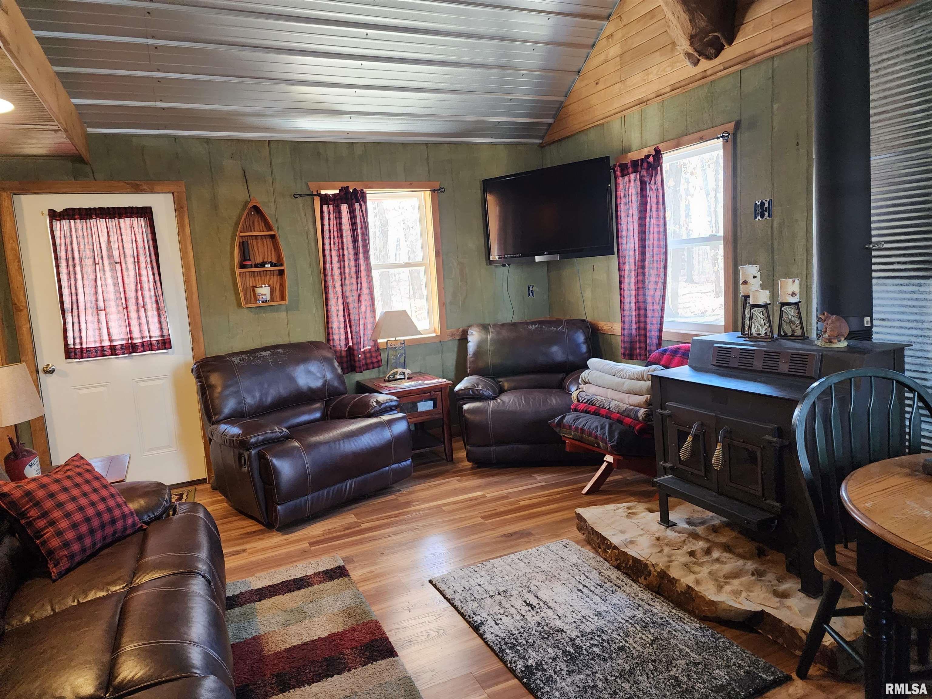 368 Pauper Farm Road Elizabethtown, IL 62931 - Photo 12 of 18 Gallery Image 12