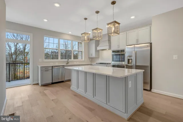 $929,990 | 5 Fair Lakes Court, Fairfax, VA 22033