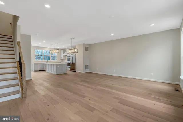 $929,990 | 5 Fair Lakes Court, Fairfax, VA 22033