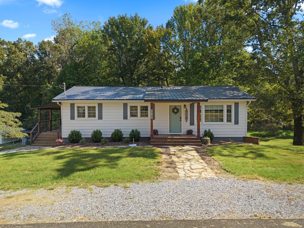 187 Meadowlark Lane Grand Rivers, KY 42045 - Photo 1 of 31 DJI_20260930112255_0027_D