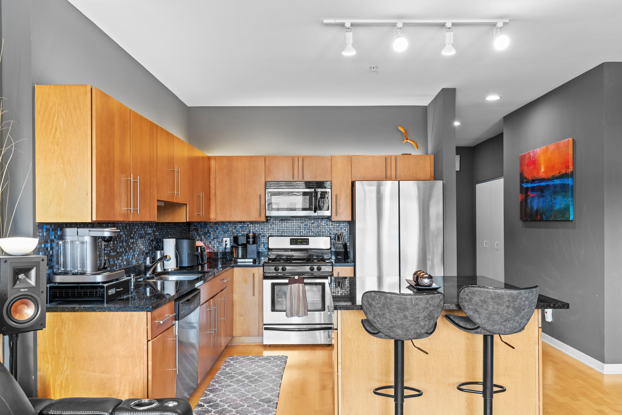 1902 North Commerce Street, Unit 210 Milwaukee, WI 53212 - Photo 12 of 19 Kitchen