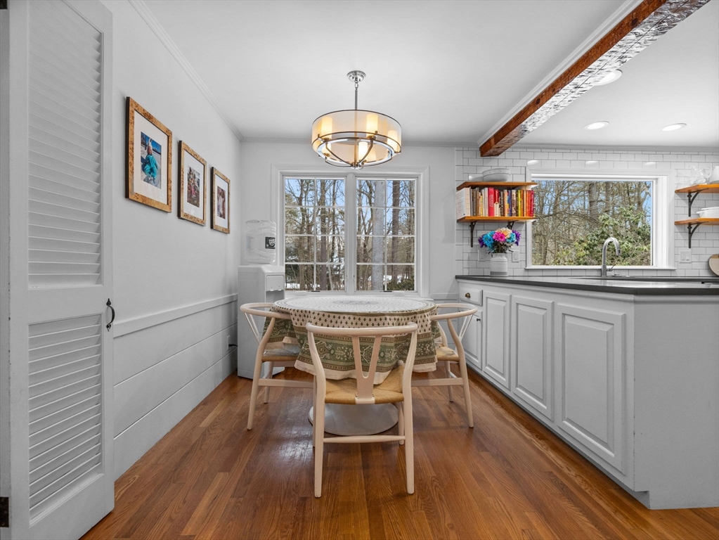 106 Walpole Street Dover, MA 02030 - Photo 9 of 30