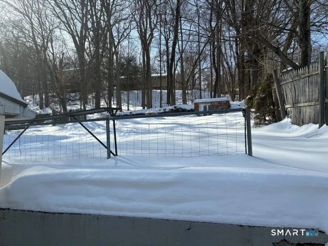 $2,400 | 68 New Street, Seymour, CT 06483