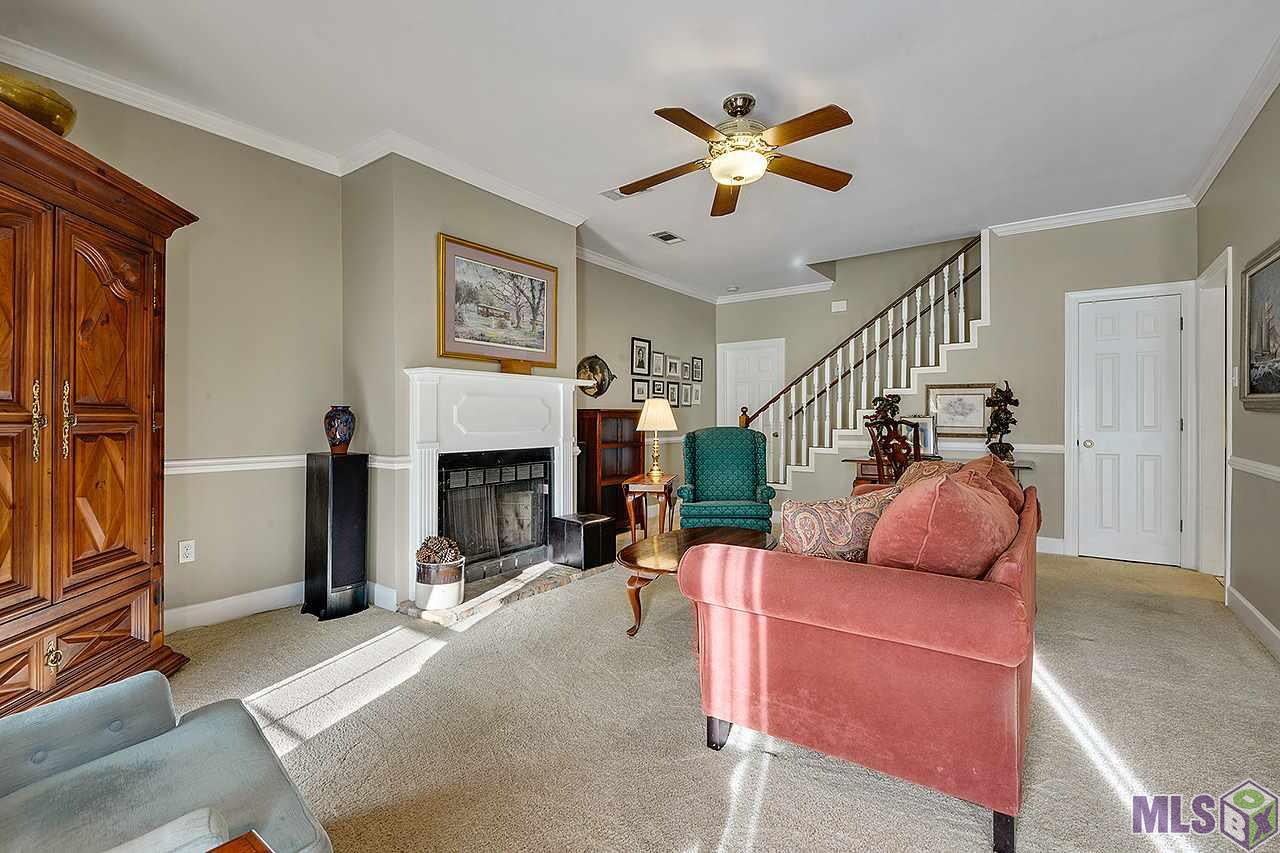 1341 Patrick Drive Baton Rouge, LA 70810 - Photo 4 of 16 Living Room