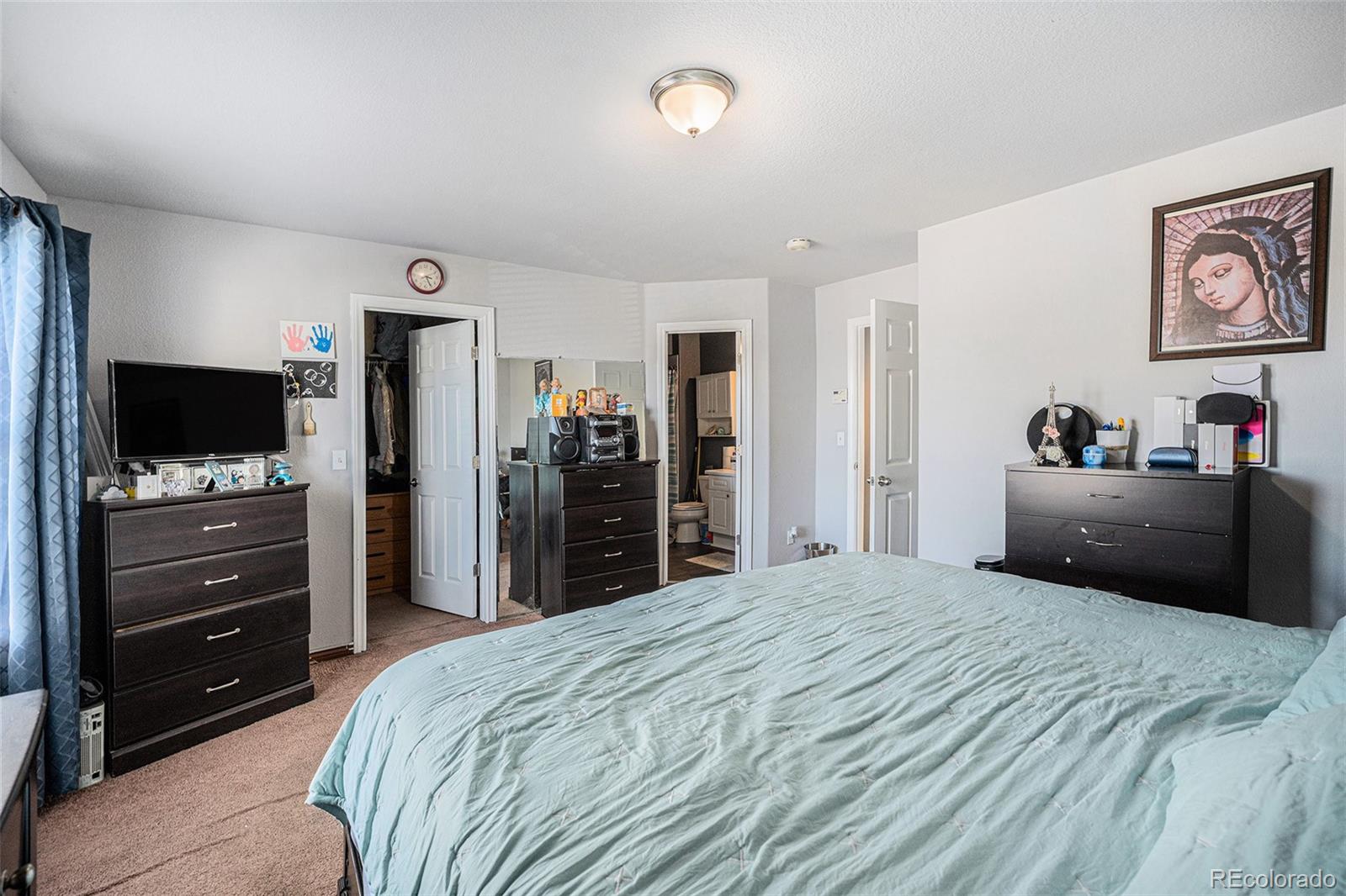 14964 Bolling Drive Denver, CO 80239 - Photo 13 of 24