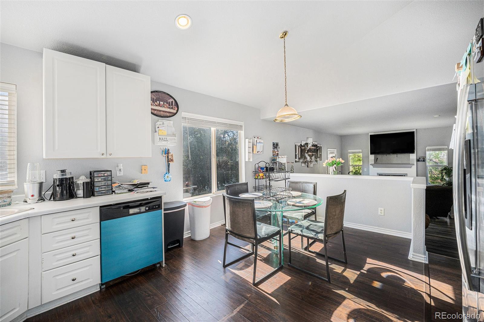 14964 Bolling Drive Denver, CO 80239 - Photo 7 of 24