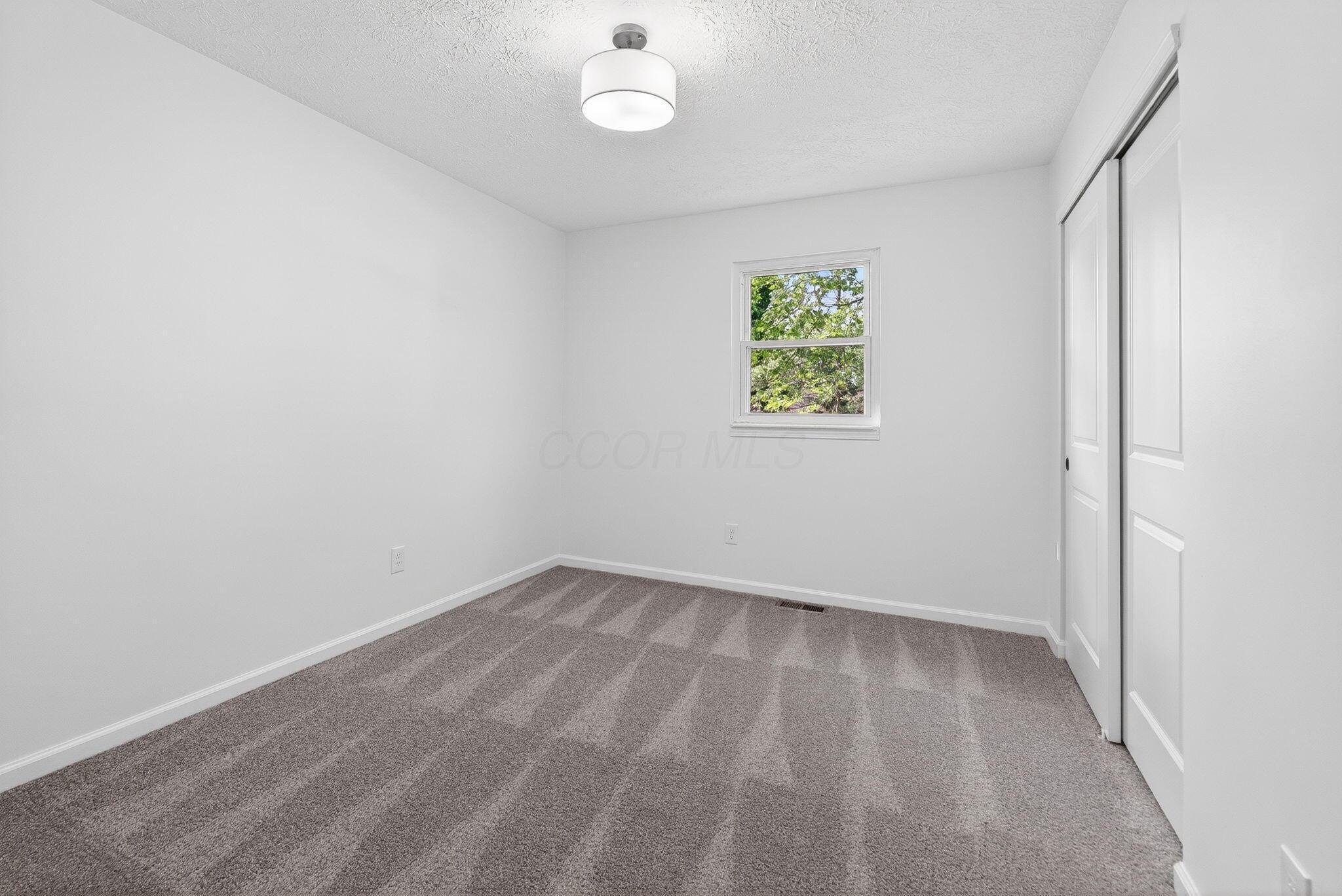 181 Greenbrier Road Sunbury, OH 43074 - Photo 29 of 60 181 Greenbrier (Interior)-38