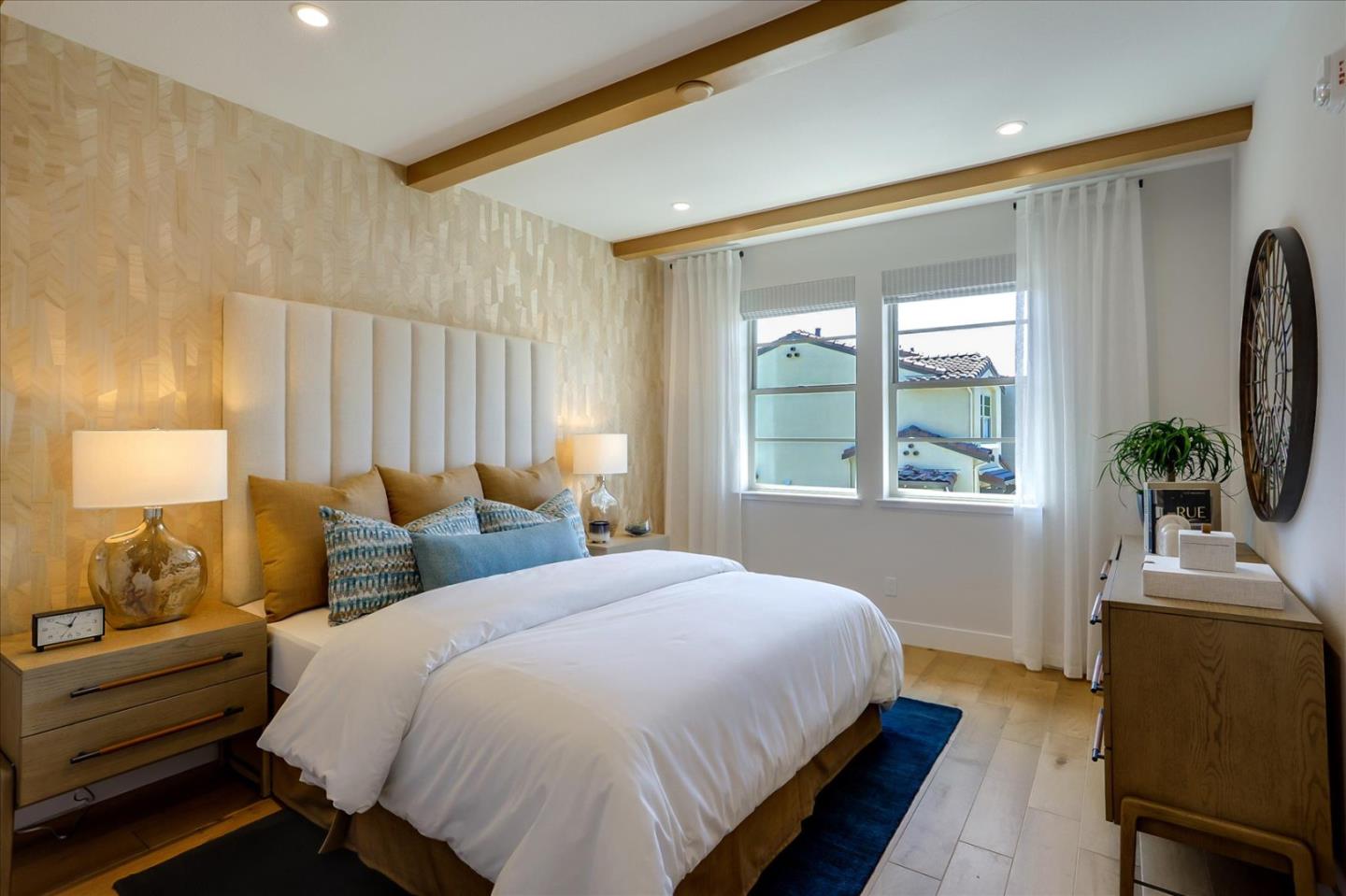 1363 West Middlefield Road Mountain View, CA 94043 - Photo 17 of 29 Gallery Image 17