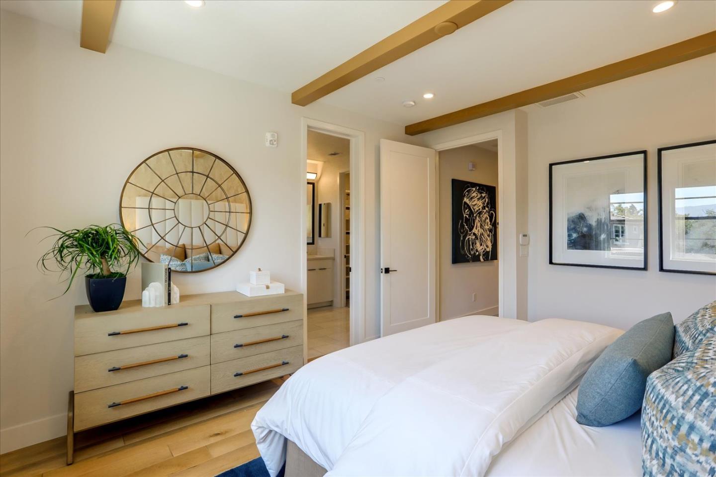 1363 West Middlefield Road Mountain View, CA 94043 - Photo 18 of 29 Gallery Image 18