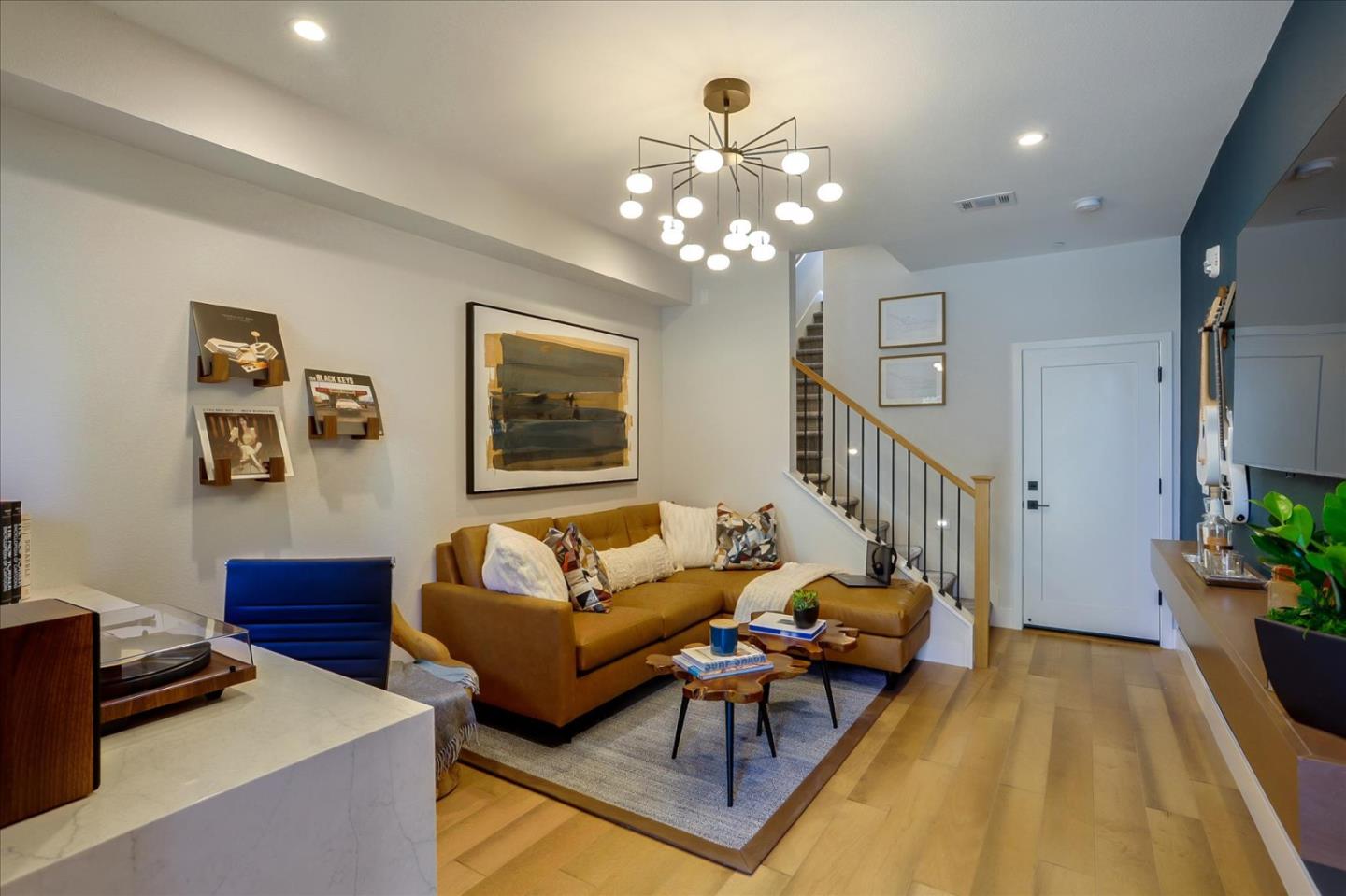 1363 West Middlefield Road Mountain View, CA 94043 - Photo 2 of 29 Gallery Image 2