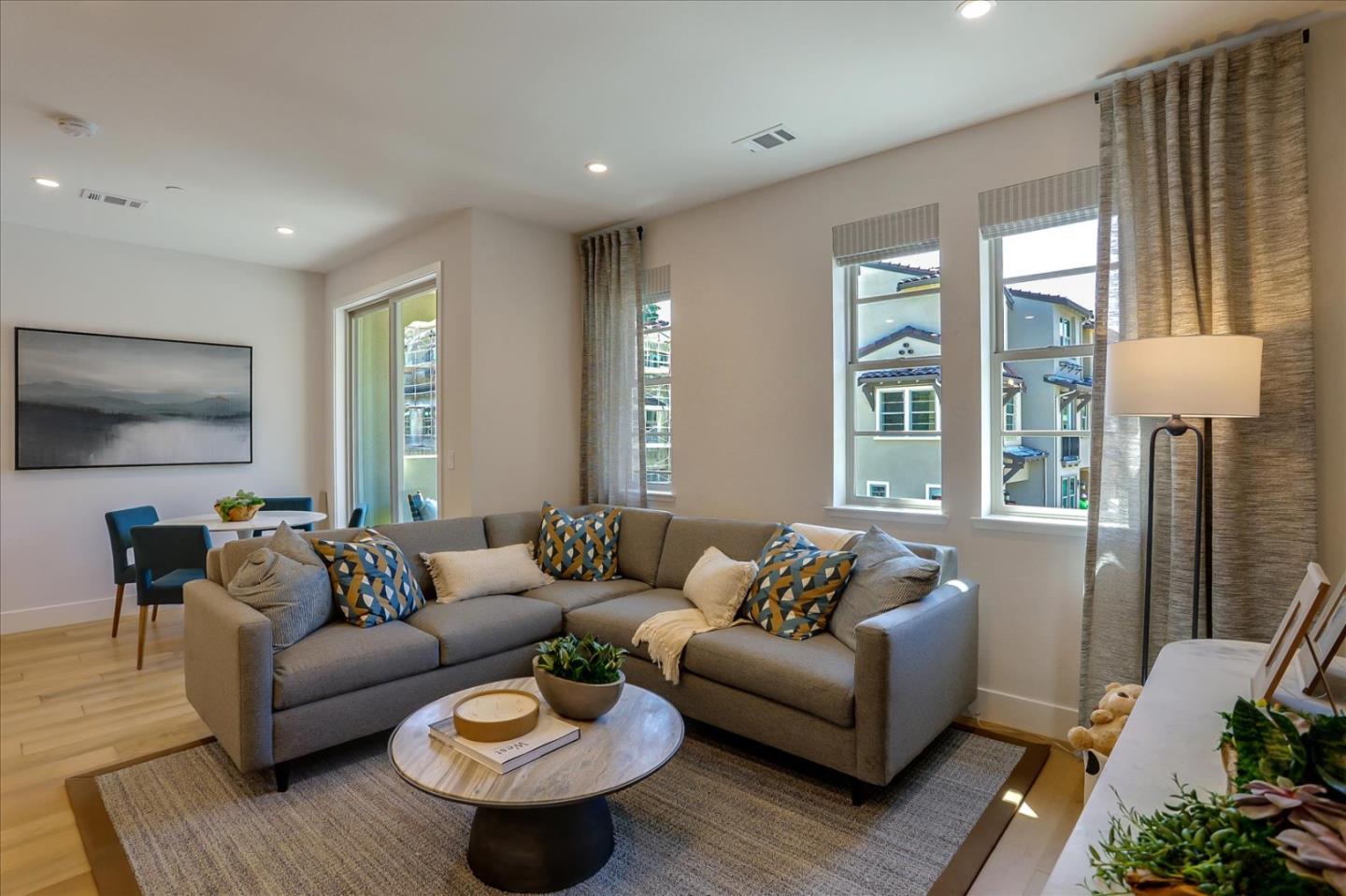 1363 West Middlefield Road Mountain View, CA 94043 - Photo 6 of 29 Gallery Image 6