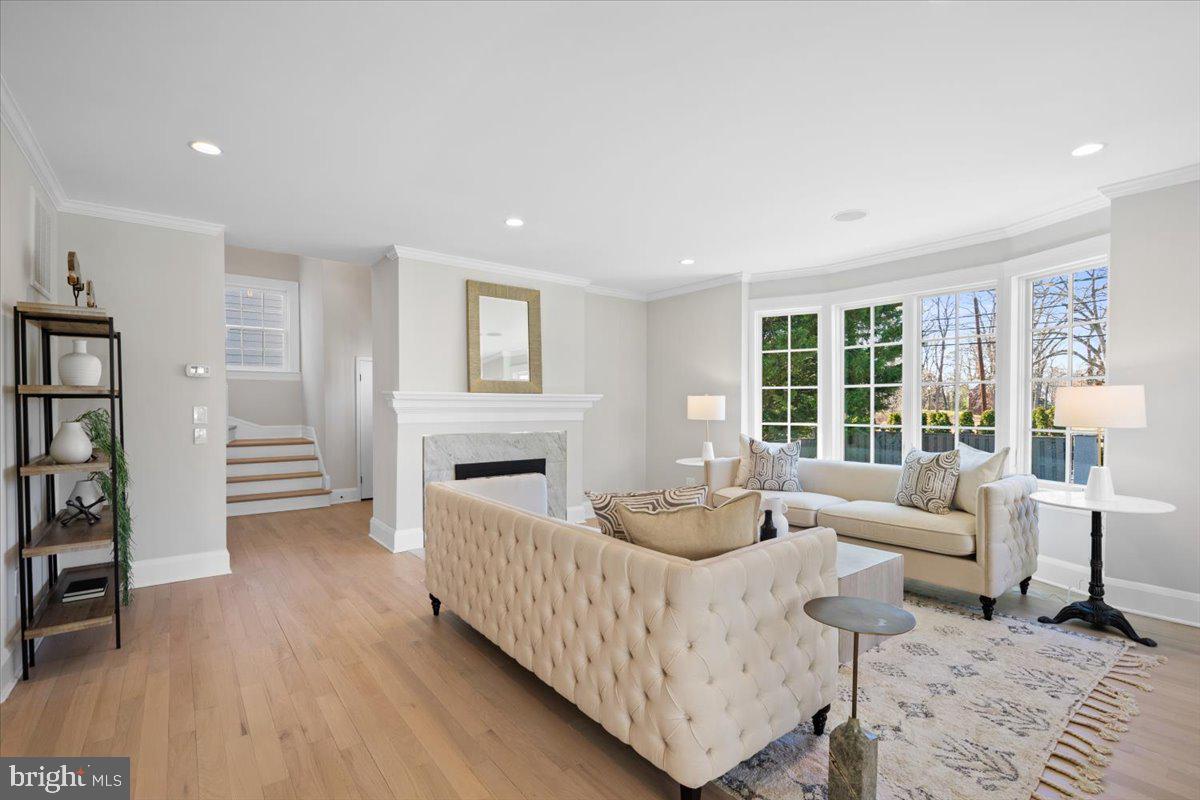 3213 Foxhall Road Northwest Washington, DC 20016 - Photo 10 of 35