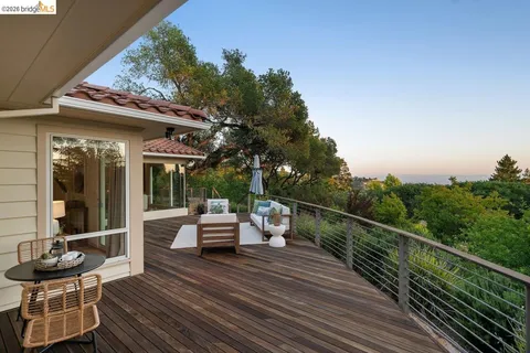 $2,290,000 | 12131 Skyline Boulevard, Oakland, CA 94619