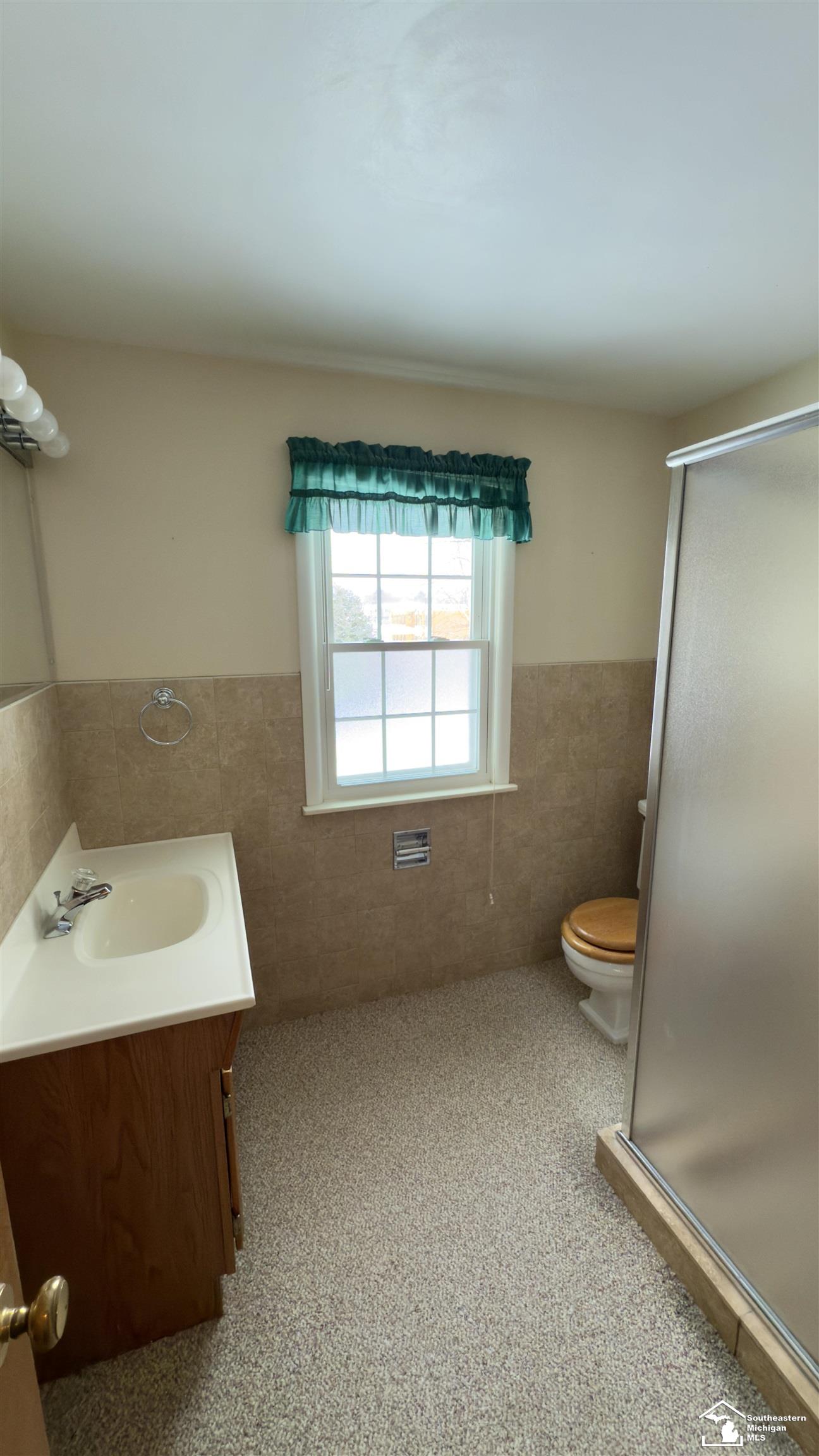 1624 North Custer Road Monroe, MI 48162 - Photo 32 of 56 50164666-ce77f8f3-f91d-4950-a6af-47f1945849f2.JPG