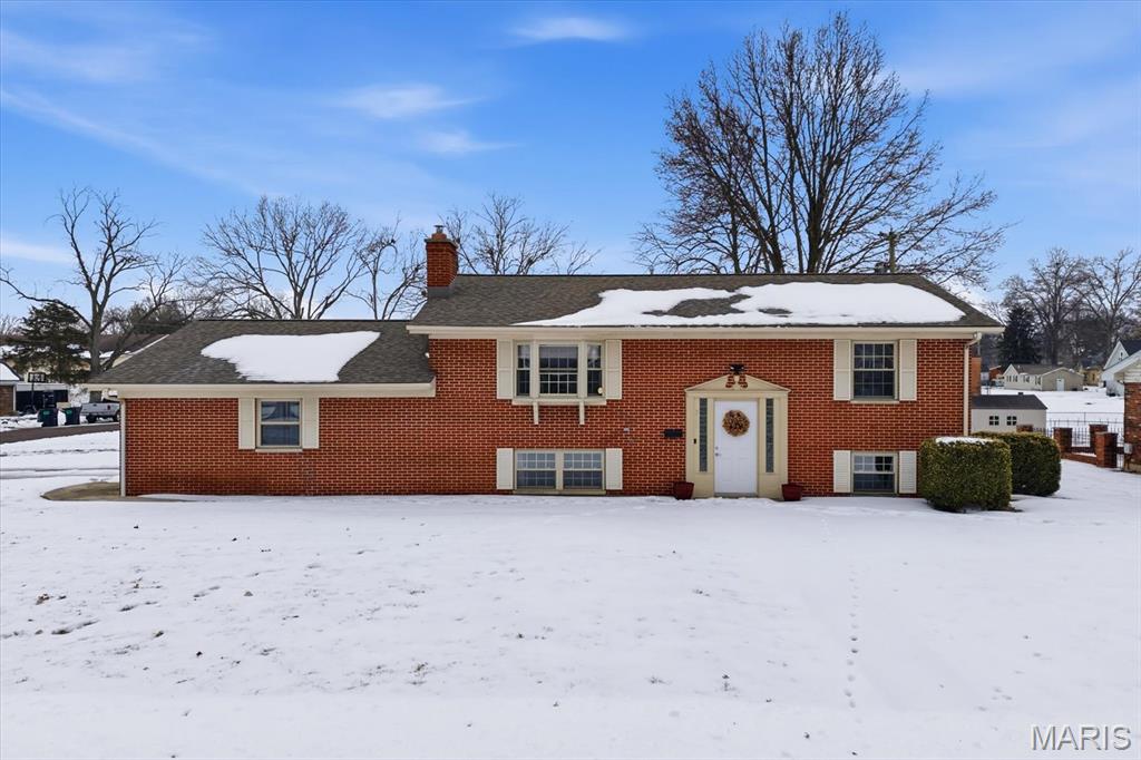 306 West Patterson Street Mascoutah, IL 62258 - Photo 1 of 50