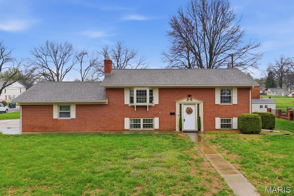 306 West Patterson Street Mascoutah, IL 62258 - Photo 2 of 52