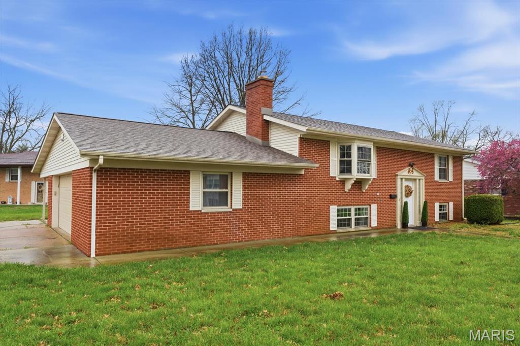 306 West Patterson Street Mascoutah, IL 62258 - Photo 5 of 52