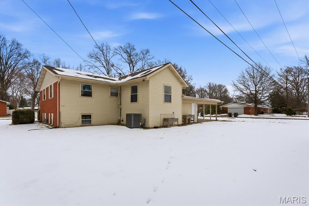 306 West Patterson Street Mascoutah, IL 62258 - Photo 5 of 50