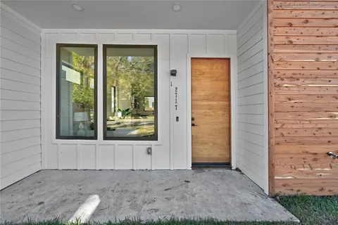 a view of an entrance to house