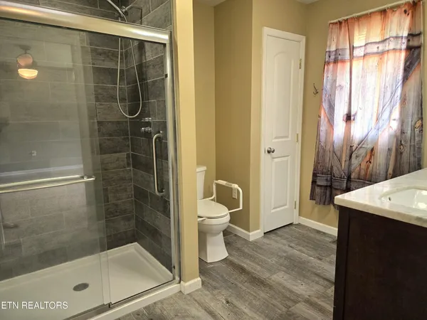 $430,000 | 241 Oswego Road, Jellico, TN 37762