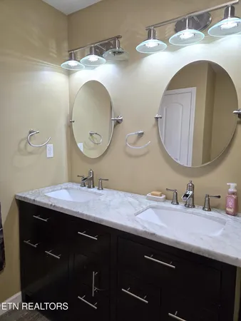 $430,000 | 241 Oswego Road, Jellico, TN 37762