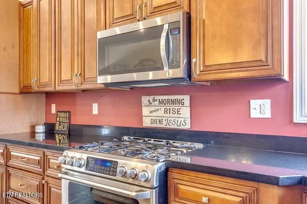 $430,000 | 241 Oswego Road, Jellico, TN 37762