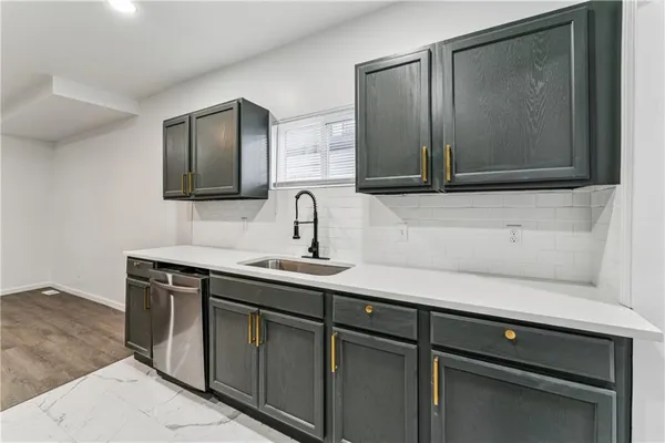 $199,000 | 2600 Cleveland Avenue, Kansas City, MO 64127