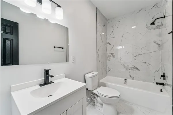 $199,000 | 2600 Cleveland Avenue, Kansas City, MO 64127