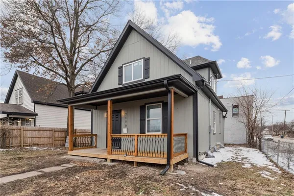 $199,000 | 2600 Cleveland Avenue, Kansas City, MO 64127