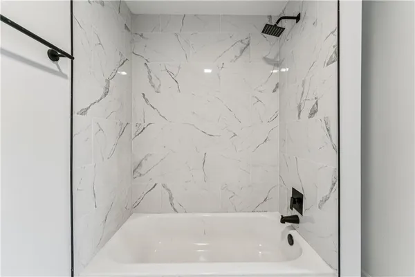 $199,000 | 2600 Cleveland Avenue, Kansas City, MO 64127