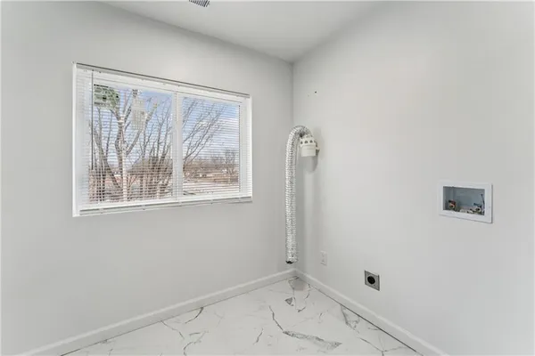 $199,000 | 2600 Cleveland Avenue, Kansas City, MO 64127