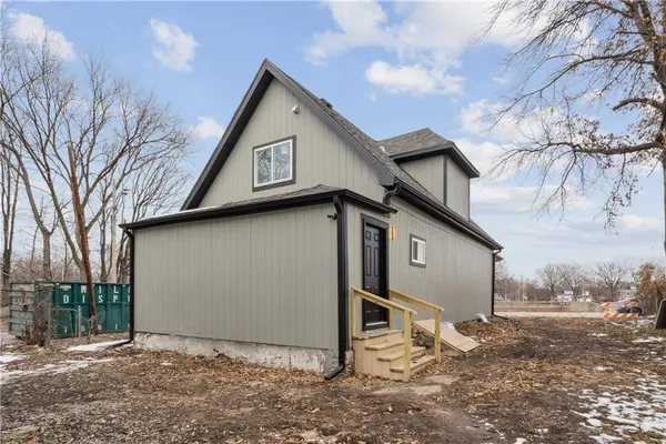 $199,000 | 2600 Cleveland Avenue, Kansas City, MO 64127