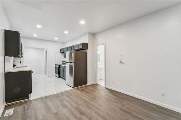 $199,000 | 2600 Cleveland Avenue, Kansas City, MO 64127