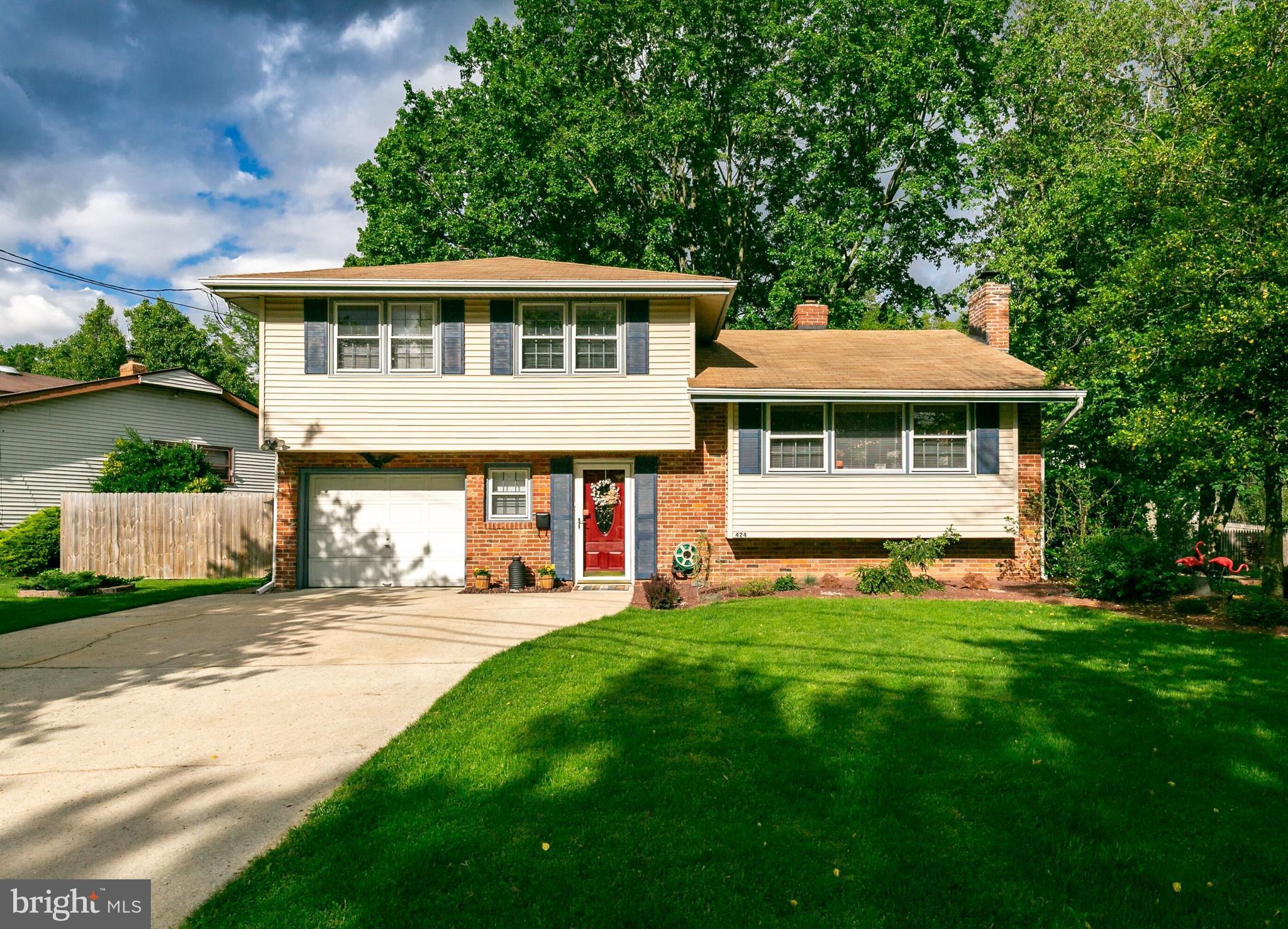 424 Howard Road Cherry Hill, NJ 08034 - Photo 2 of 45
