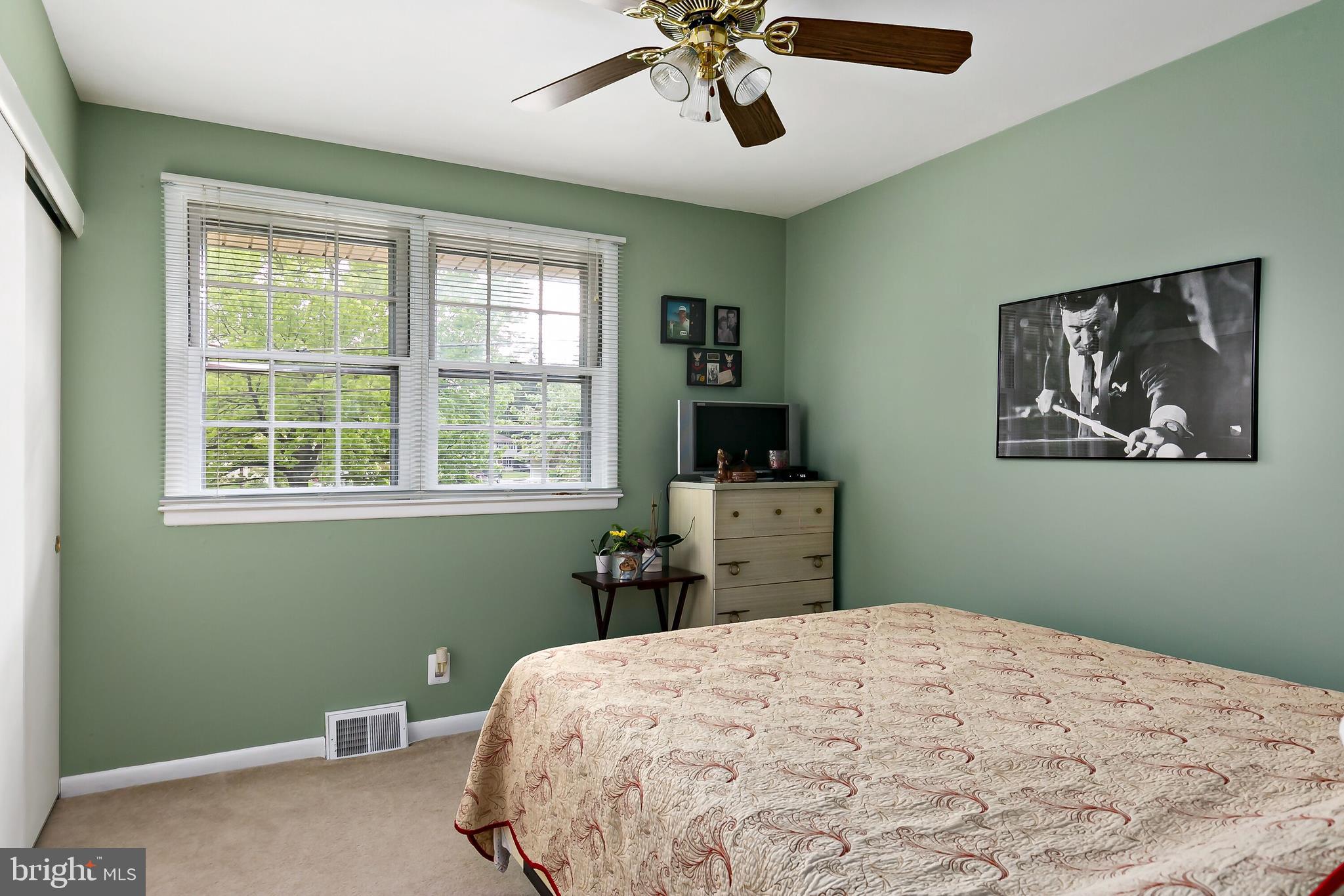 424 Howard Road Cherry Hill, NJ 08034 - Photo 32 of 45