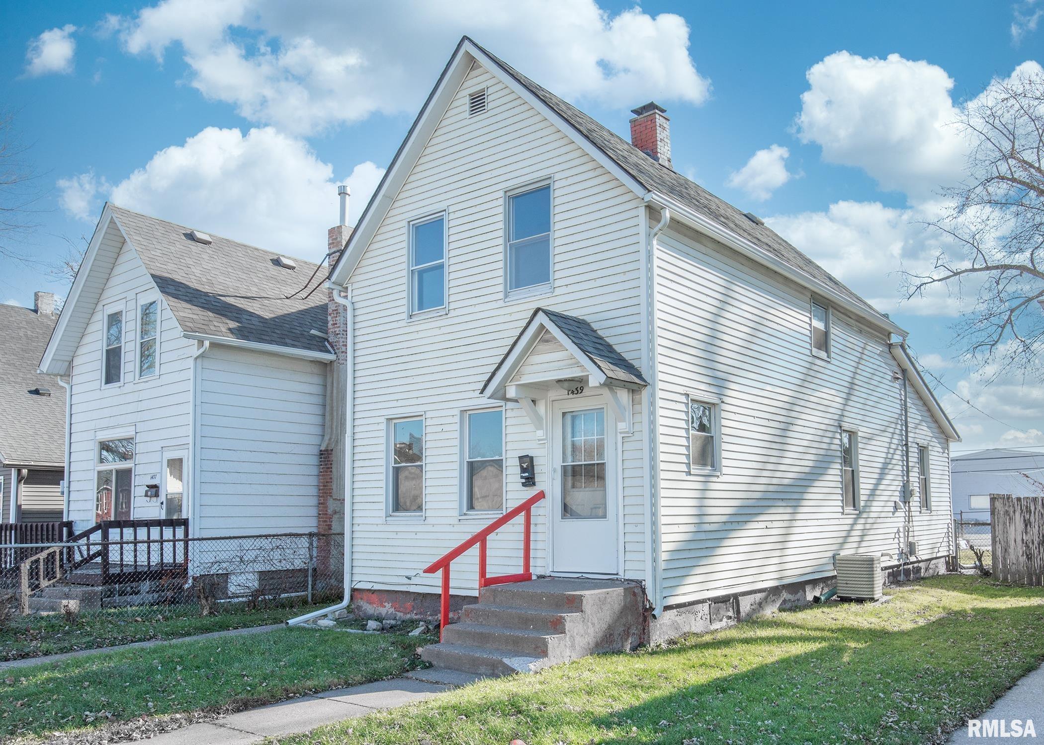 1439 West 4th St  