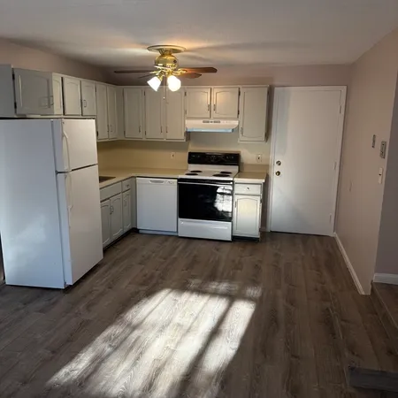 $2,650 | 509 Chatham Street, Unit C, Lynn, MA 01902