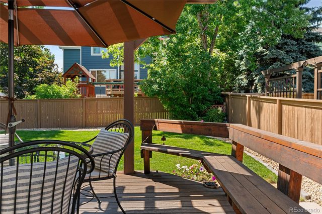 a view of outdoor space yard and patio