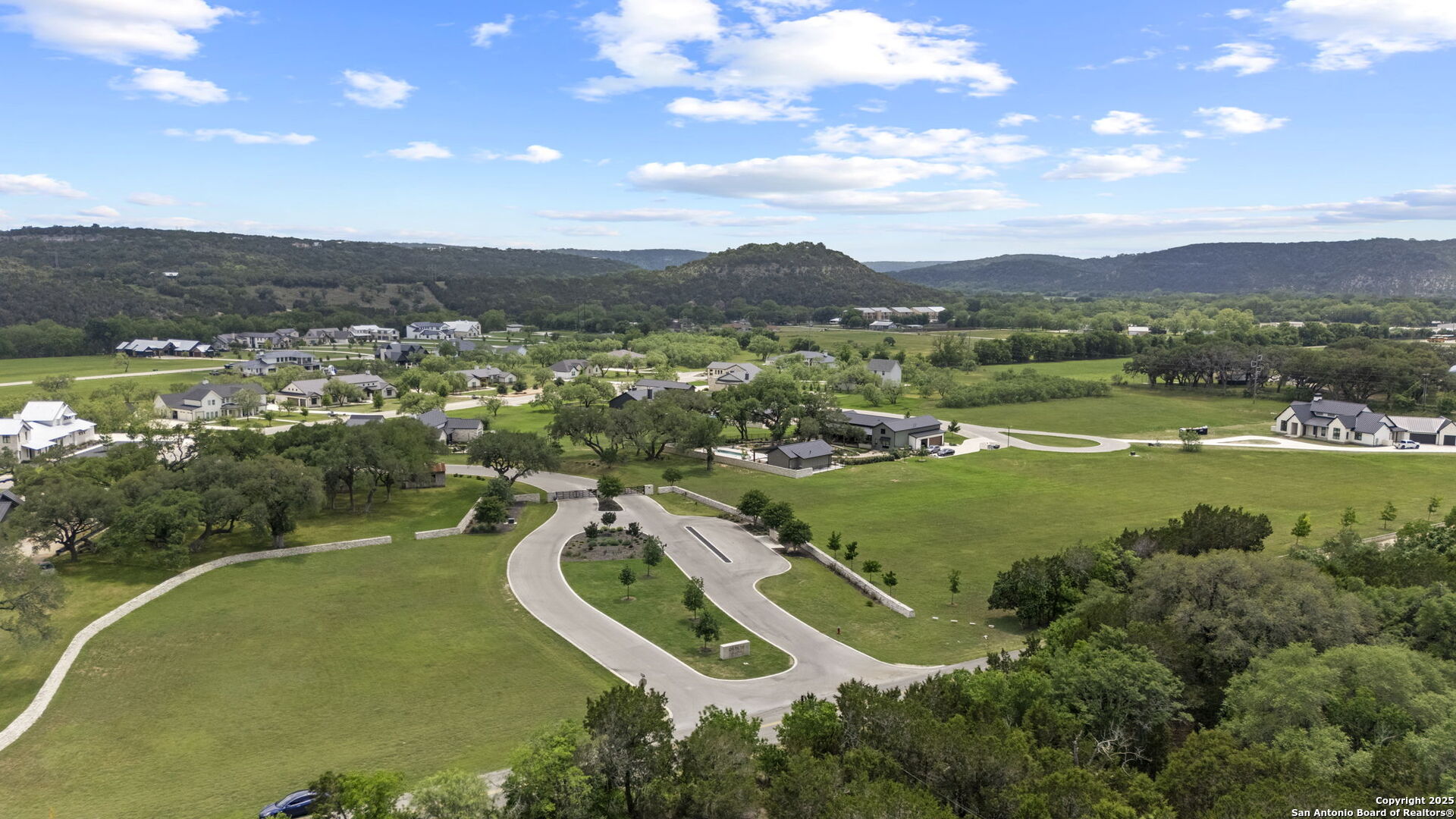 831 Wade Road New Braunfels, TX 78132 - Photo 14 of 35 a view of a city with mountains in the background