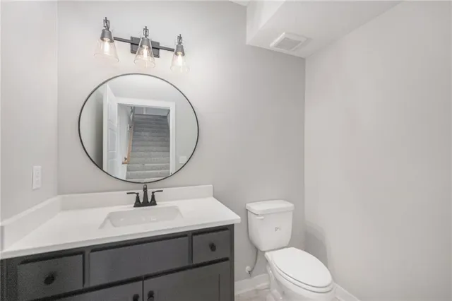 $939,950 | 5163 Northwest 47th Street, Riverside, MO 64150