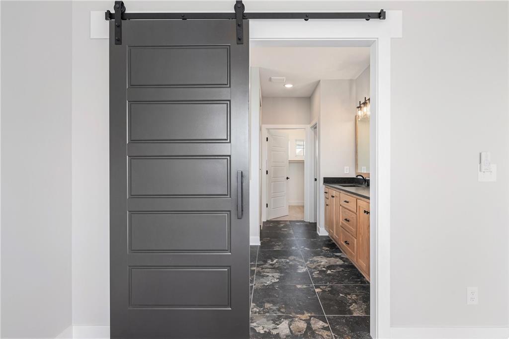 5163 Northwest 47th Street Riverside, MO 64150 - Photo 23 of 48