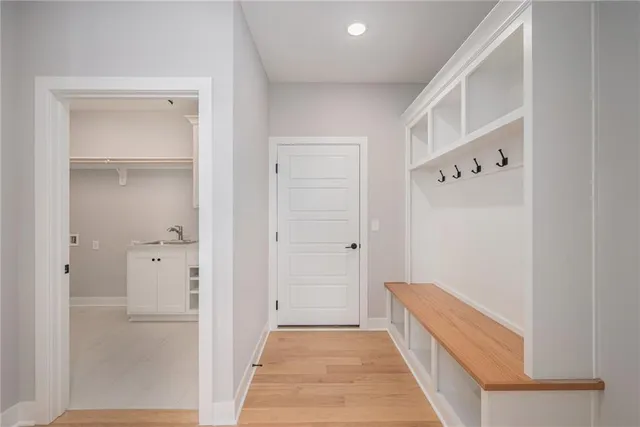 $939,950 | 5163 Northwest 47th Street, Riverside, MO 64150