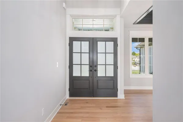 $939,950 | 5163 Northwest 47th Street, Riverside, MO 64150