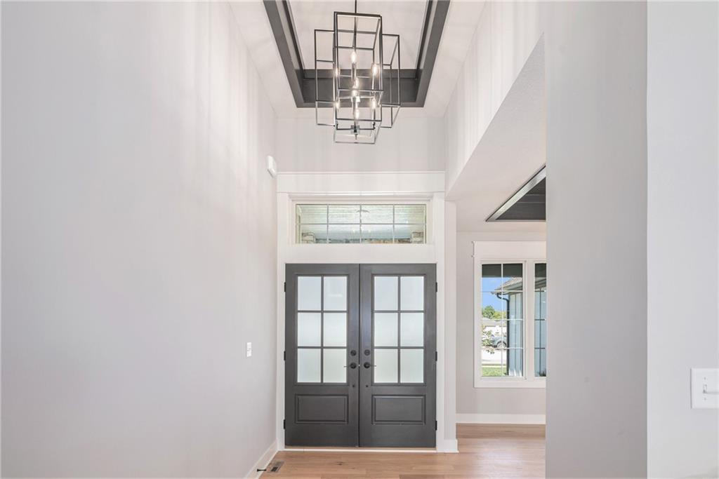 5163 Northwest 47th Street Riverside, MO 64150 - Photo 6 of 48