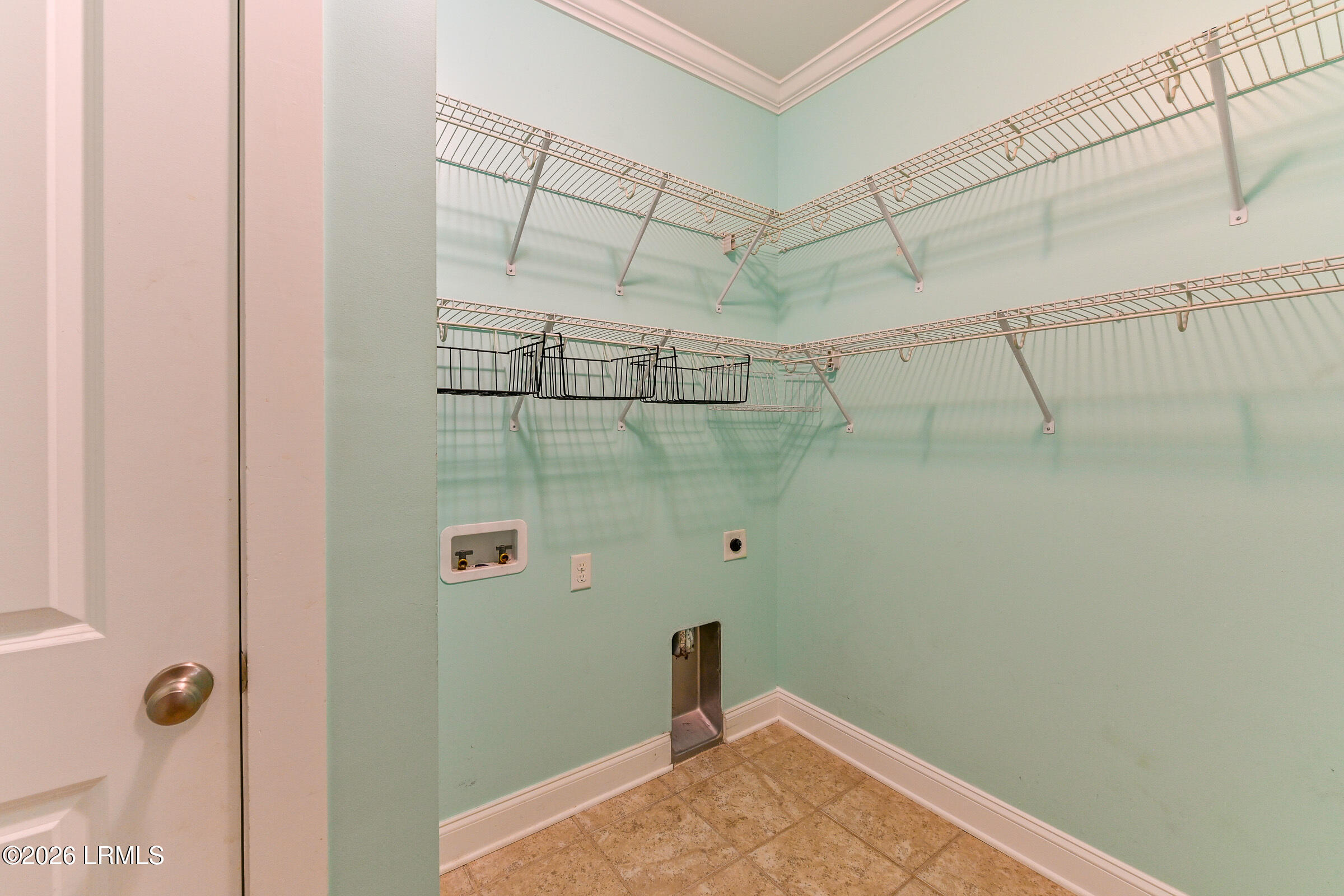 4 Mockingbird Drive Beaufort, SC 29907 - Photo 25 of 43 Laundry room