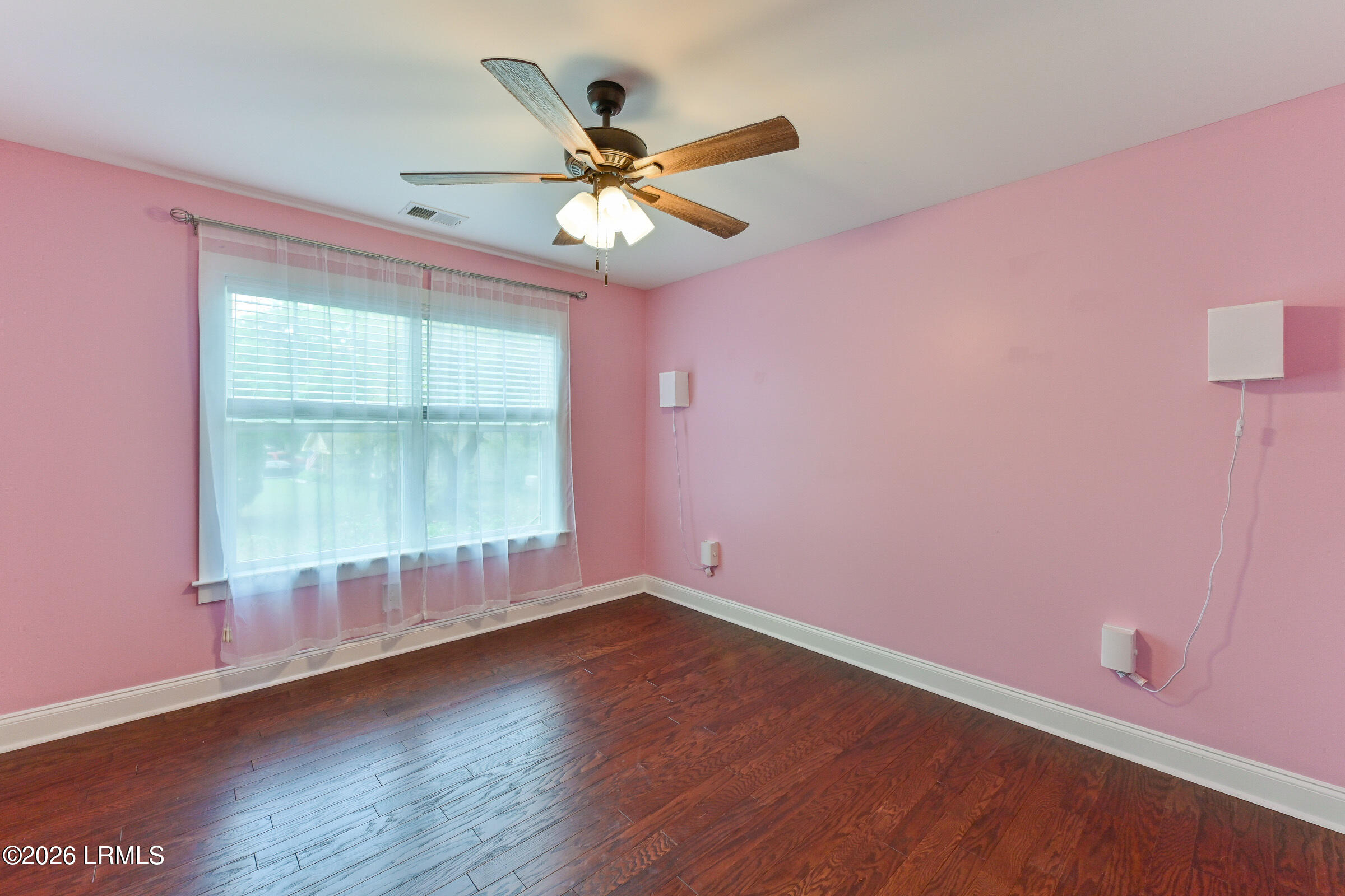 4 Mockingbird Drive Beaufort, SC 29907 - Photo 31 of 43 Upstairs bedroom