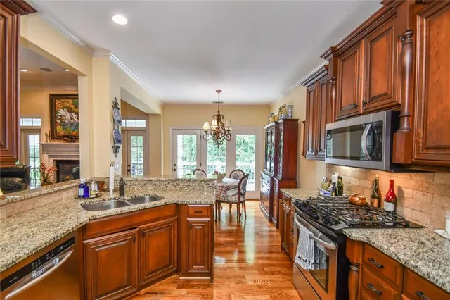 $649,000 | 1173 St Charles Place, Gainesville, GA 30501