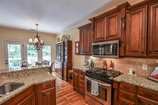 $649,000 | 1173 St Charles Place, Gainesville, GA 30501